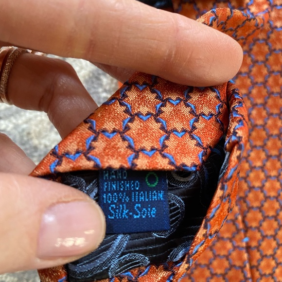 NWOT Gianfranco Valentino Handmade Silk Tie - Picture 5 of 5